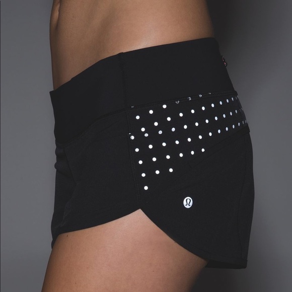 Lululemon Polka Dot Reflective Speed Up Shorts - Picture 5 of 7